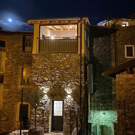 Villa Vicolo Rosso 2 Dolceacqua Exterior foto
